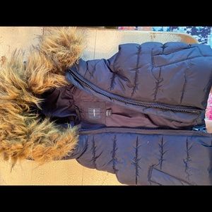 Little kids vest with fur hood